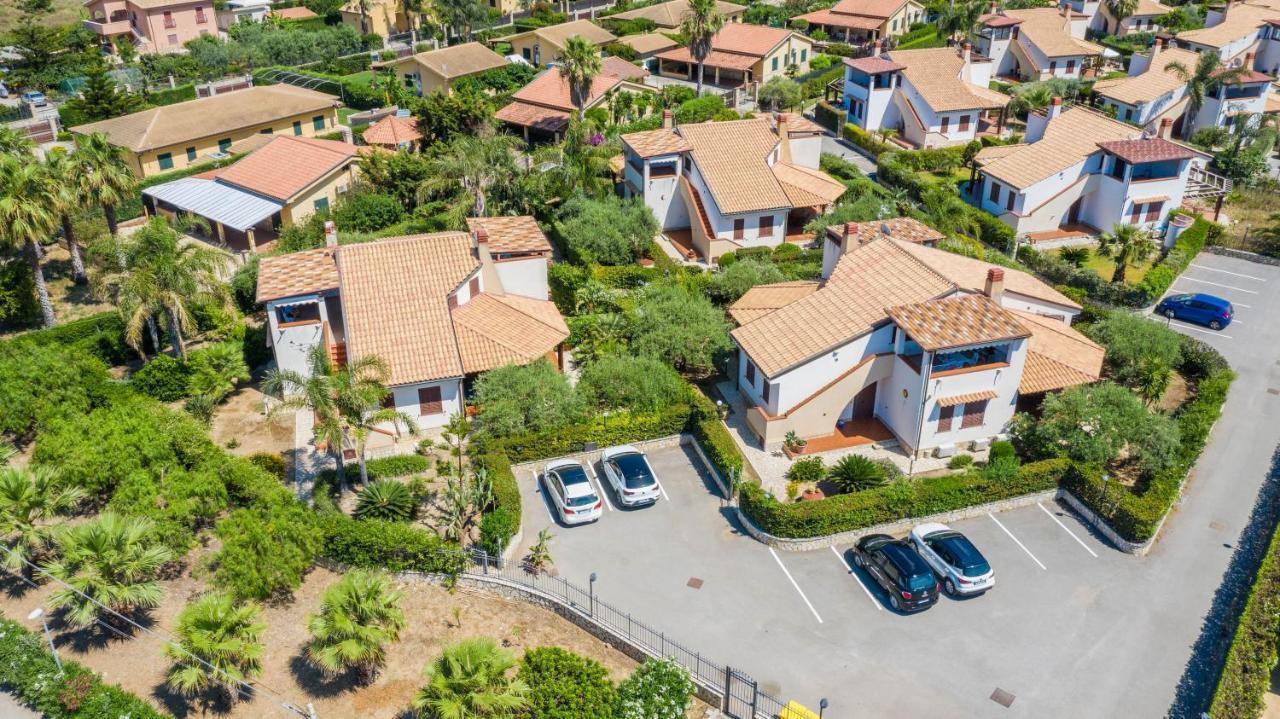 Sole Mare Deluxe Villa Campofelice Di Roccella Dış mekan fotoğraf