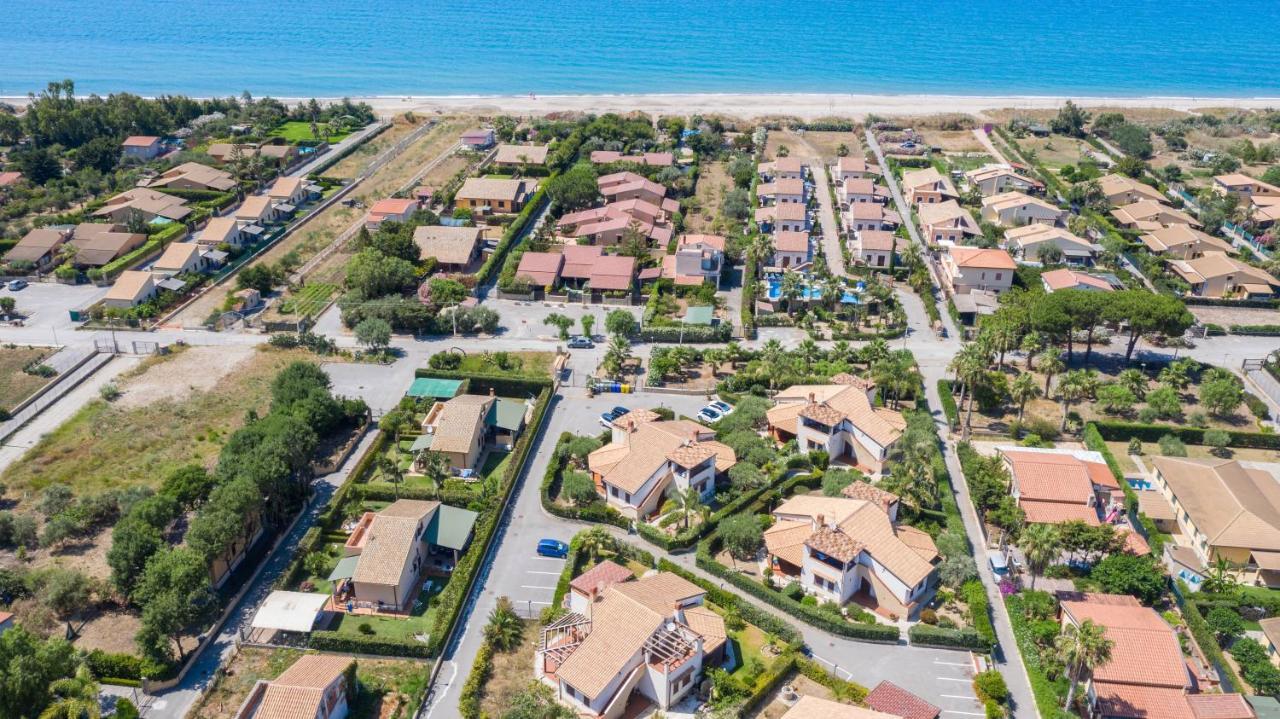 Sole Mare Deluxe Villa Campofelice Di Roccella Dış mekan fotoğraf
